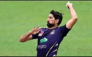 পাকিস্তানের জাতীয় দলের নির্বাচক হয়েও খেলছেন অন্য দেশের ফ্র্যাঞ্চাইজি লিগে