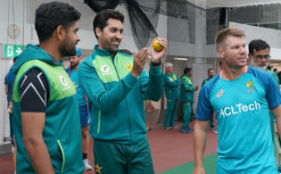 ২ চমক নিয়ে ওয়ার্নারের বিদায়ী টেস্টে পাকিস্তানের একাদশ