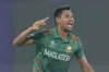 সাকিবকে পিছনে ফেলে শীর্ষে মুস্তাফিজ