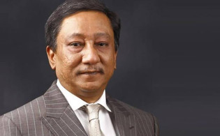 পাপন ক্রীড়া মন্ত্রী, যেভাবে দেখছে বাফুফেসহ অন্যরা