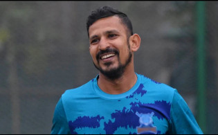 নাসির হোসেন কে বড় ধরনের শাস্তি দিলো আইসিসি