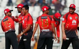আসতে পারছে না পাকিস্তানি ক্রিকেটাররা বিপদে কুমিল্লা 