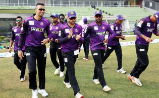 এবারের বিপিএলে উড়ন্ত সূচনার দিকে চোখ আমাদের 
