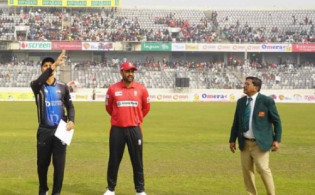 বিপিএল ৩য় ম্যাচ শেষ হলো বরিশাল-রংপুর ম্যাচের টস, দেখে নিন দুই দলের একাদশ