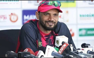 নিজের ফিটনেস নিয়ে মুখ খুললেন মাশরাফি