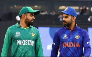 বাবরের ৪ বছরের রাজত্ব কেড়ে নিলেন কোহলি!