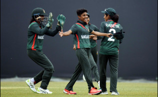 ত্রিদেশীয় সিরিজে পাকিস্তানকে গুঁড়িয়ে দিলো বাংলাদেশ