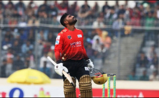 অধিনায়কের পর কুমিল্লার একাদশ থেকে যে কারণে ছিটকে গেলেন ইমরুল কায়েস