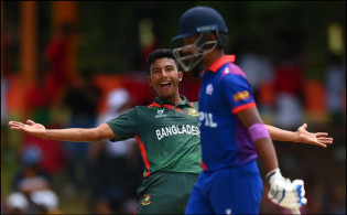 বাঁচা-মরার ম্যাচে লড়াই করছে বাংলাদেশ, ২০ ওভার শেষে দেখে নিন স্কোর