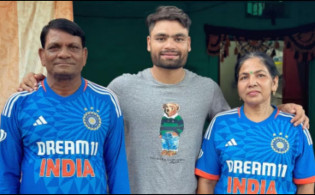 এবার বাবাকে বড় উপহার দিচ্ছেন রিঙ্কু সিং!
