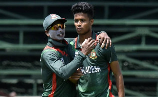 বাংলাদেশের পেসারদের প্রশংসায় করে মুখ খুললেন কিংবদন্তি বিশপ