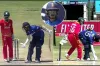 অদ্ভুত ‘হ্যান্ডলড দা বল’ আউট নিয়ে আবারও বিতর্ক!