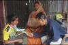 দরিদ্র-ভাঙা ঘর থেকে দেশ সেরা ১৪ বছরের বীথি!