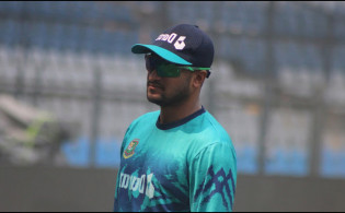 যে কারণে অধিনায়ক ছাড়লেন সাকিব জানালেন পাপন!