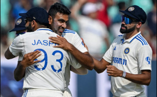 বুড়ো অশ্বিনের নতুন কৃতি!