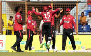 সাকিবের পর প্লে-অফে তামিমের বরিশাল!