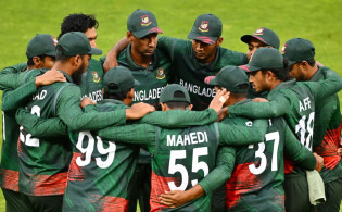 শান্তর বেতন ৯ লাখ, দেখে নিন যার বেতন যত