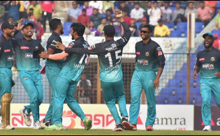 এবার বিপিএলে ফাইনাল খেলবে চট্টগ্রাম!