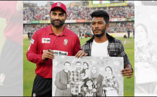 ভক্তের উপহার পেয়ে যা বললেন তামিম