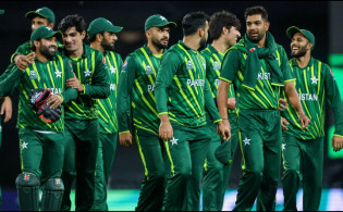 পাকিস্তানের নতুন কোচের জন্য যার দিকে নজর দিয়েছে পিসিবি