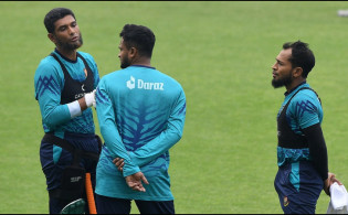 রমজানে ভক্তদের উদ্দেশে যে বার্তা দিলেন সাকিব-মুশফিকরা