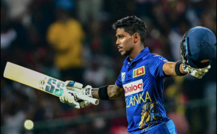 টাইগারদের সিরিজ জয় পথে কাটা হল নিসাঙ্কার, দেখে নিন সর্বশেষ স্কোর-
