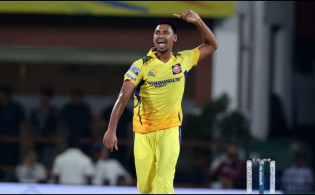আইপিএলে প্রথম ম্যাচেই যত রেকর্ড গড়লেন ফিজ