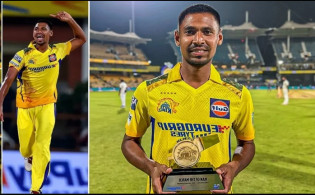 আইপিএলে দুই পুরস্কার পেয়ে যত টাকা জিতে নিলেন মুস্তাফিজ