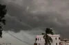 রাতেই যেসব জেলায় ব্যাপক ঝড়ো হাওয়াসহ বজ্রবৃষ্টি হতে পারে জানাল আবহাওয়া অফিস 