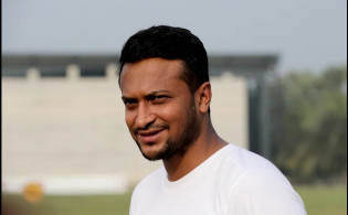 মাঠে নামার আগে লঙ্কানদের হুশিয়ারি দিয়ে যা বললেন সাকিব