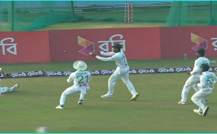অবশেষে জানা গেল, যে কারণে চার বাঁচাতে ‘৫’ ফিল্ডারের মহা দৌড়