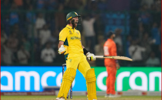 ১০ বলে ম্যাক্সওয়েলের ৫২ রানের বিশ্বরেকর্ড