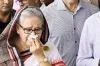 সেনাবাহিনীর যে বার্তা পেয়ে দেশত্যাগের সিদ্ধান্ত নেন শেখ হাসিনা
