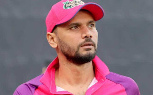 অবসর ভেঙে ক্রিকেটে ফিরছেন মাশরাফি