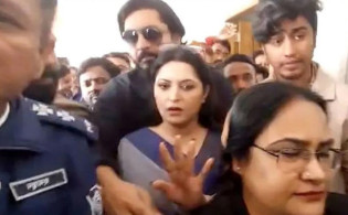 বেরিয়ে এলো পরিচয় : পরীমনির জামিনদার হওয়া কে এই তরুণ