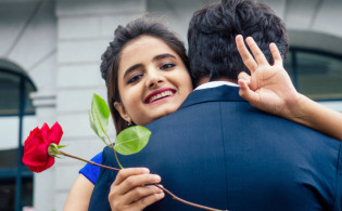 ভ্যালেন্টাইনস্ ডে’তে পছন্দের মানুষকে প্রপোজ করার সঠিক নিয়ম