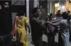 সকালে ভূমিকম্পে কেঁপে উঠল কয়েকটি শহর, বাড়ি ছেড়ে রাস্তায় মানুষ