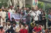 আওয়ামী লীগ নি ষি দ্ধের দাবি নিয়ে আবারও আন্দোলন, ঢাকায় অবরোধের হুঁ শি য়া রি