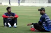 হাসপাতাল থেকে বেরিয়ে তামিমকে নিয়ে যা বললেন সাকিবের বাবা