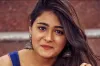 পোশাক বদলের সময় পরিচালক ঢুকে পড়েন’