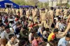 ব্রেকিং নিউজ : ১ হাজারের বেশি বাংলাদেশি গ্রেফতার