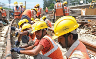 মালয়েশিয়ায় বাংলাদেশি প্রবাসী কর্মীদের স্বপ্নের দুয়ার খুলছে শিগগিরই