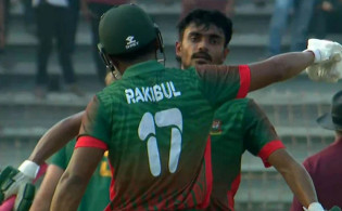 টাইগারদের ঘূর্ণিতে শেষ দক্ষিণ আফ্রিকা,বাংলাদেশের অবিশ্বাস্য সিরিজ জয়