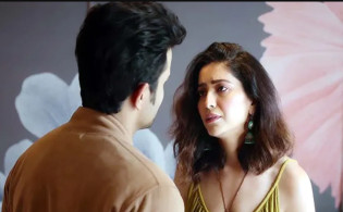 রাতের অন্ধকারের গোপন মুহূর্ত, নেট দুনিয়ায় আলোড়ন তুলেছে, একা দেখুন