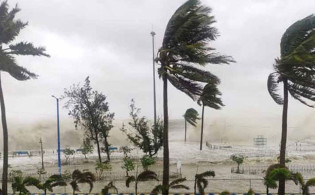১১ জেলায় ঘণ্টায় ৬০ কিমি গতিতে ঝড়ের আশঙ্কা