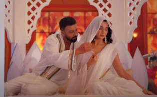 লিচুর বাগানে ‘তাণ্ডব’ চলছে শাকিব-সাবিলা