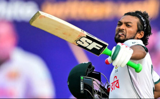 অধিনায়ক শান্তর সেঞ্চুরি