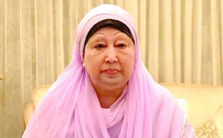 শারীরিক অবস্থার অবনতি আজ সন্ধ্যায় এভারকেয়ারে খালেদা জিয়া