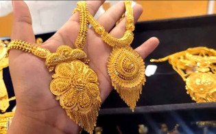 কয়েক দফা পতনের পর বেড়েছে স্বর্ণের দাম