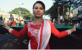 হিজড়াদের ৩টি জিনিসে ভুলেও হাত দেবেন না